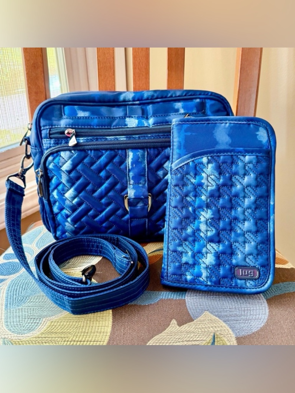Lug Carousel XL in Shibori blue + Tandem zip wallet! NWOT